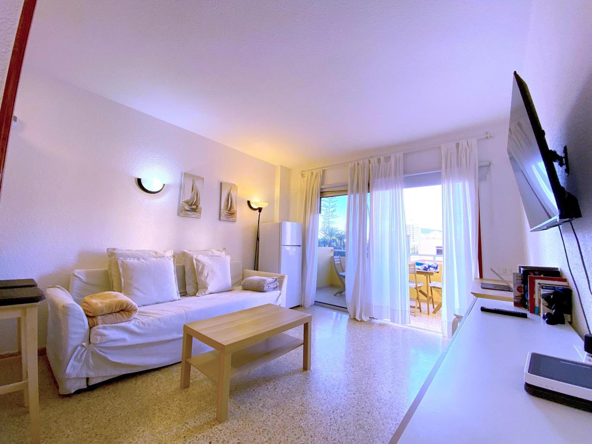 Tropicalidays Cristianos Angel Apartment